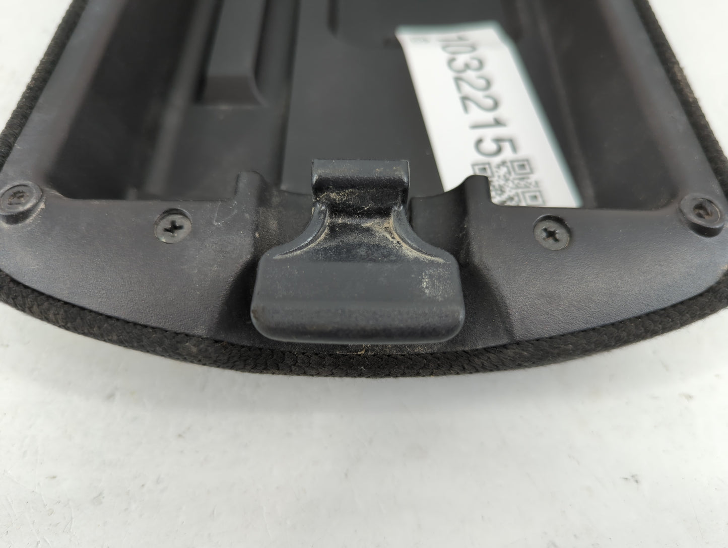 2013-2015 Nissan Rogue Center Console Armrest Cover Lid Fits Fits 2013 2014 2015 OEM Used Auto Parts - Oemusedautoparts1.com