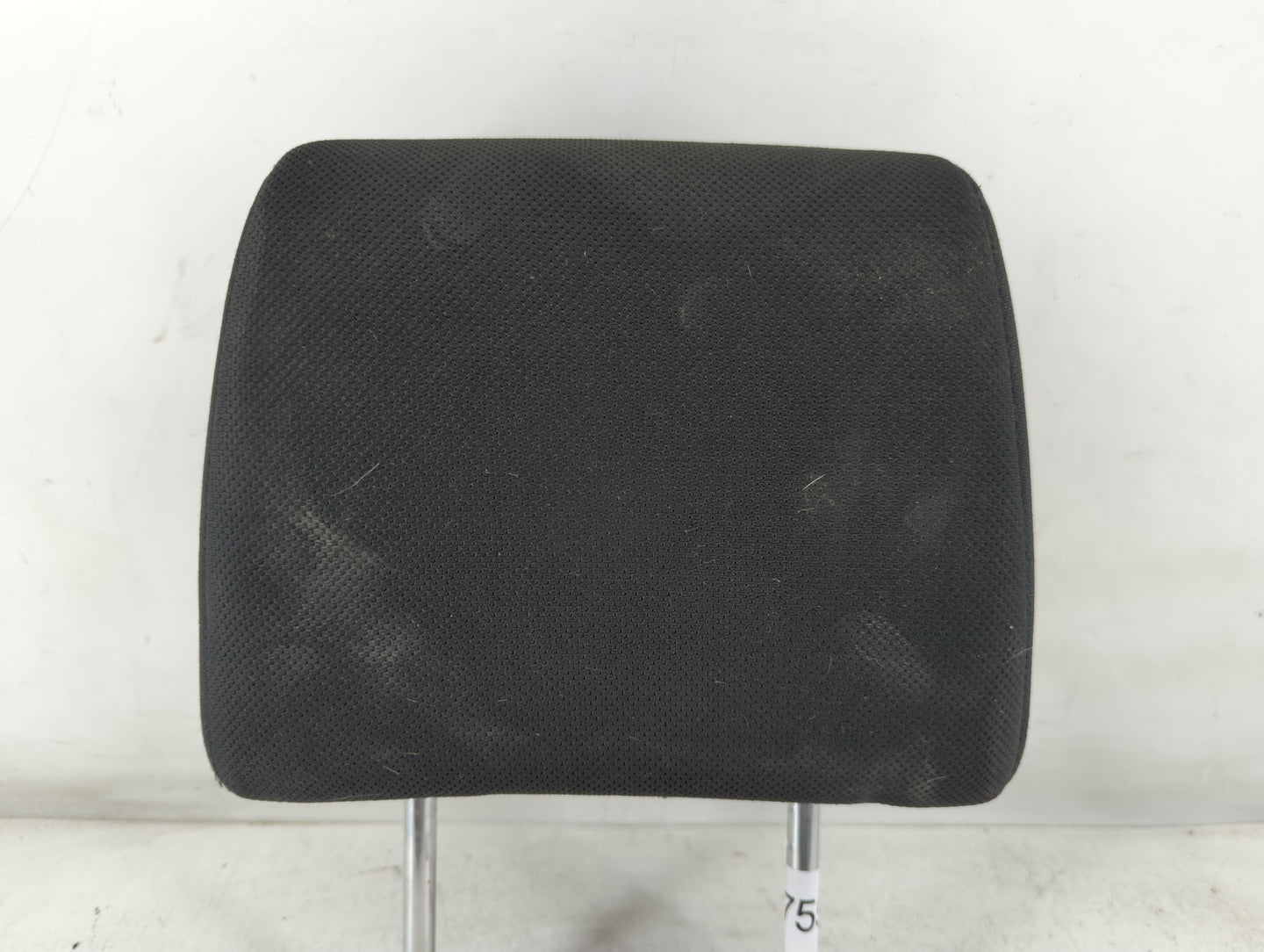 2011-2013 Nissan Rogue Headrest Head Rest Front Driver Passenger Seat Fits Fits 2011 2012 2013 OEM Used Auto Parts - Oemused
