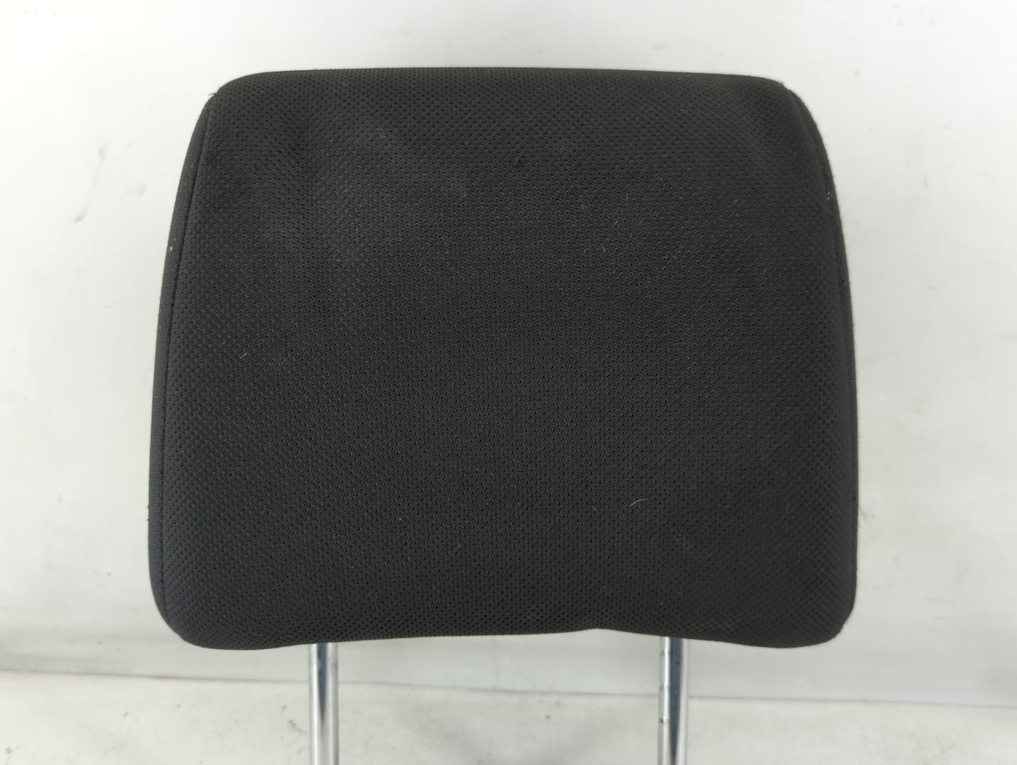 2011-2013 Nissan Rogue Headrest Head Rest Front Driver Passenger Seat Fits Fits 2011 2012 2013 OEM Used Auto Parts - Oemused