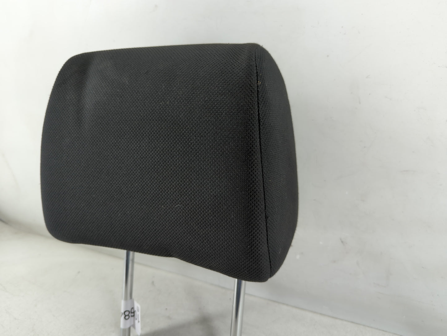 2011-2013 Nissan Rogue Headrest Head Rest Front Driver Passenger Seat Fits Fits 2011 2012 2013 OEM Used Auto Parts - Oemused