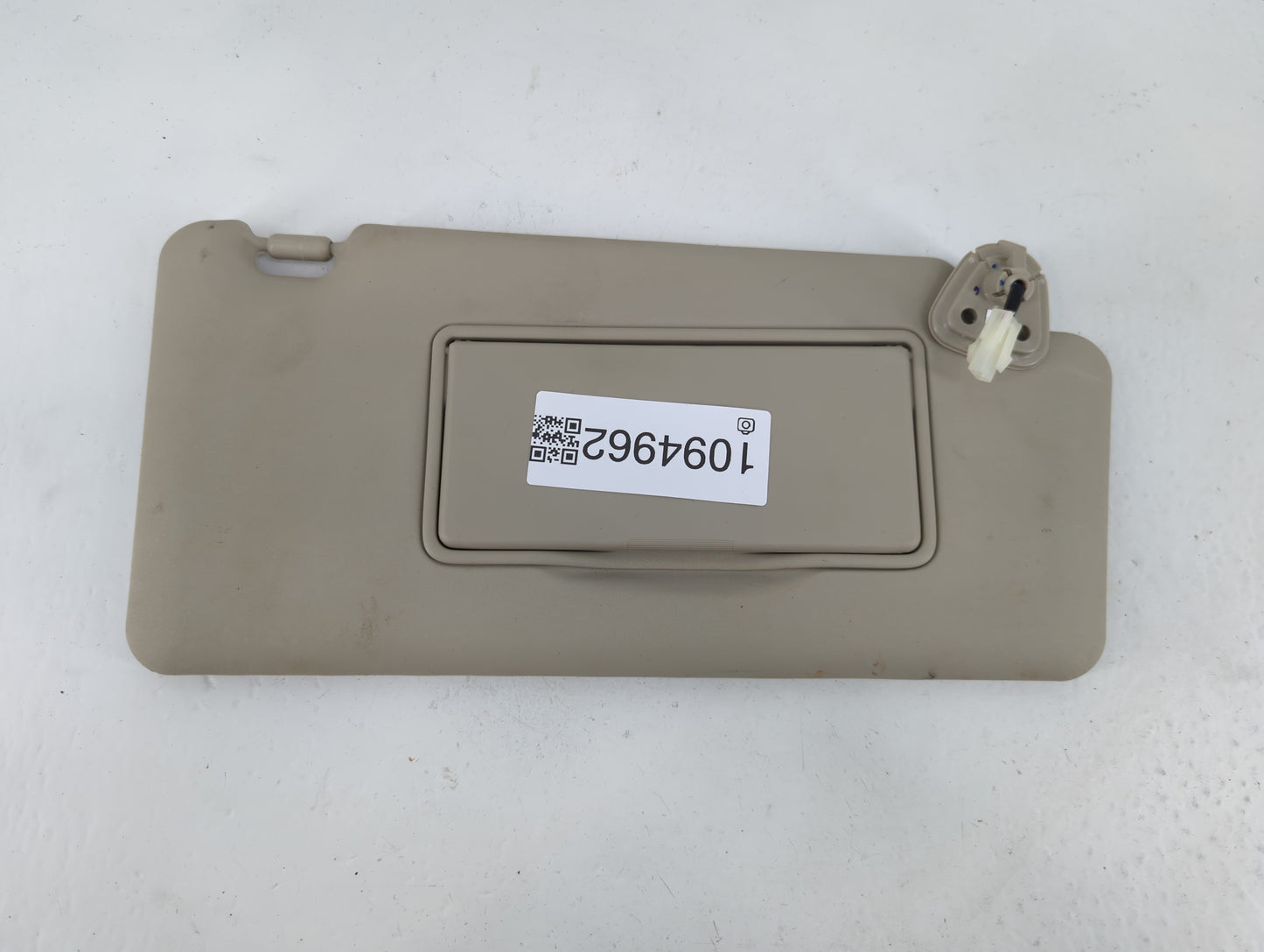 2008-2015 Nissan Rogue Sun Visor Shade Replacement Passenger Right Mirror Fits Fits 2008 2009 2010 2011 2012 2013 2014 2015 