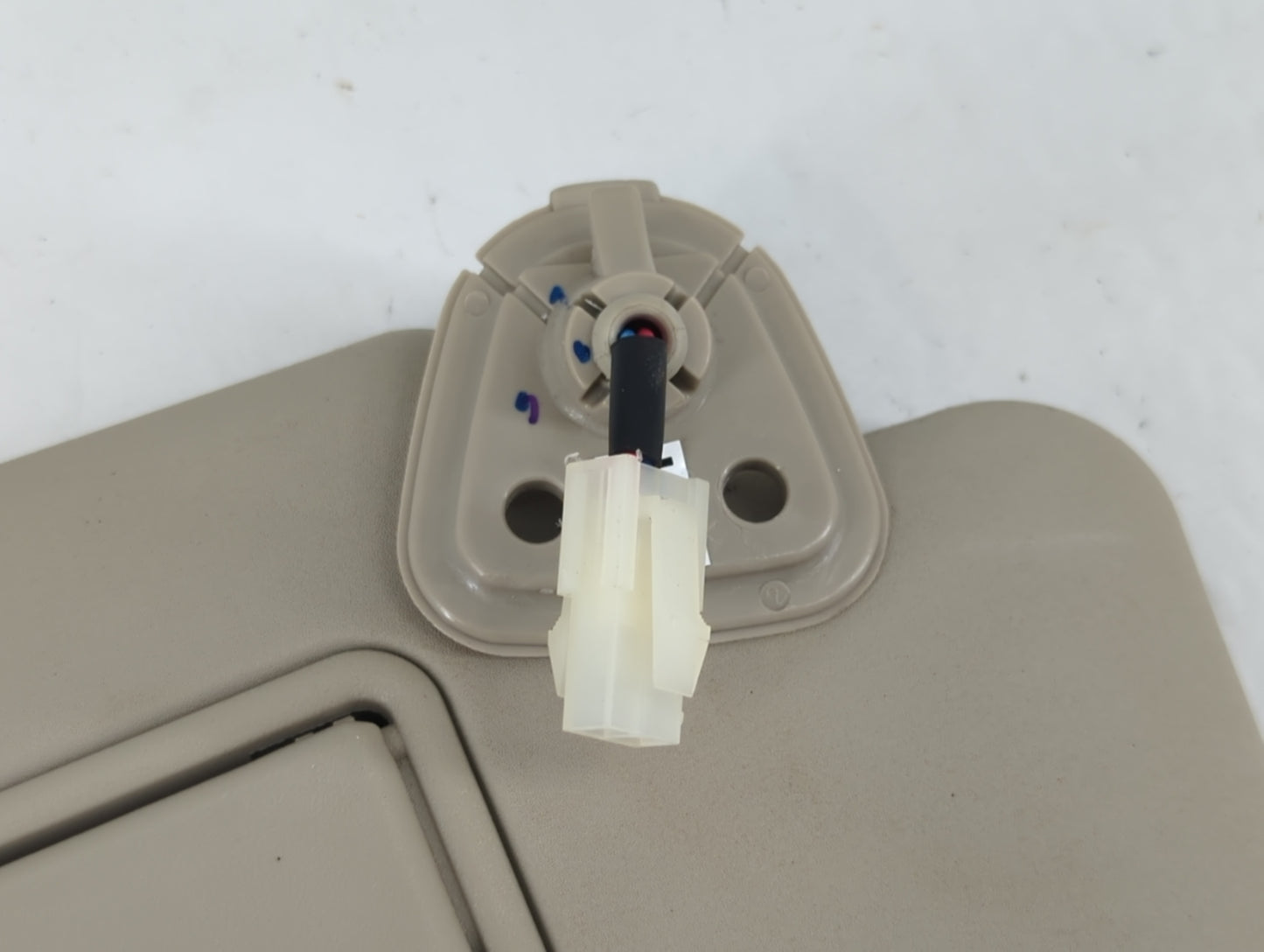 2008-2015 Nissan Rogue Sun Visor Shade Replacement Passenger Right Mirror Fits Fits 2008 2009 2010 2011 2012 2013 2014 2015 
