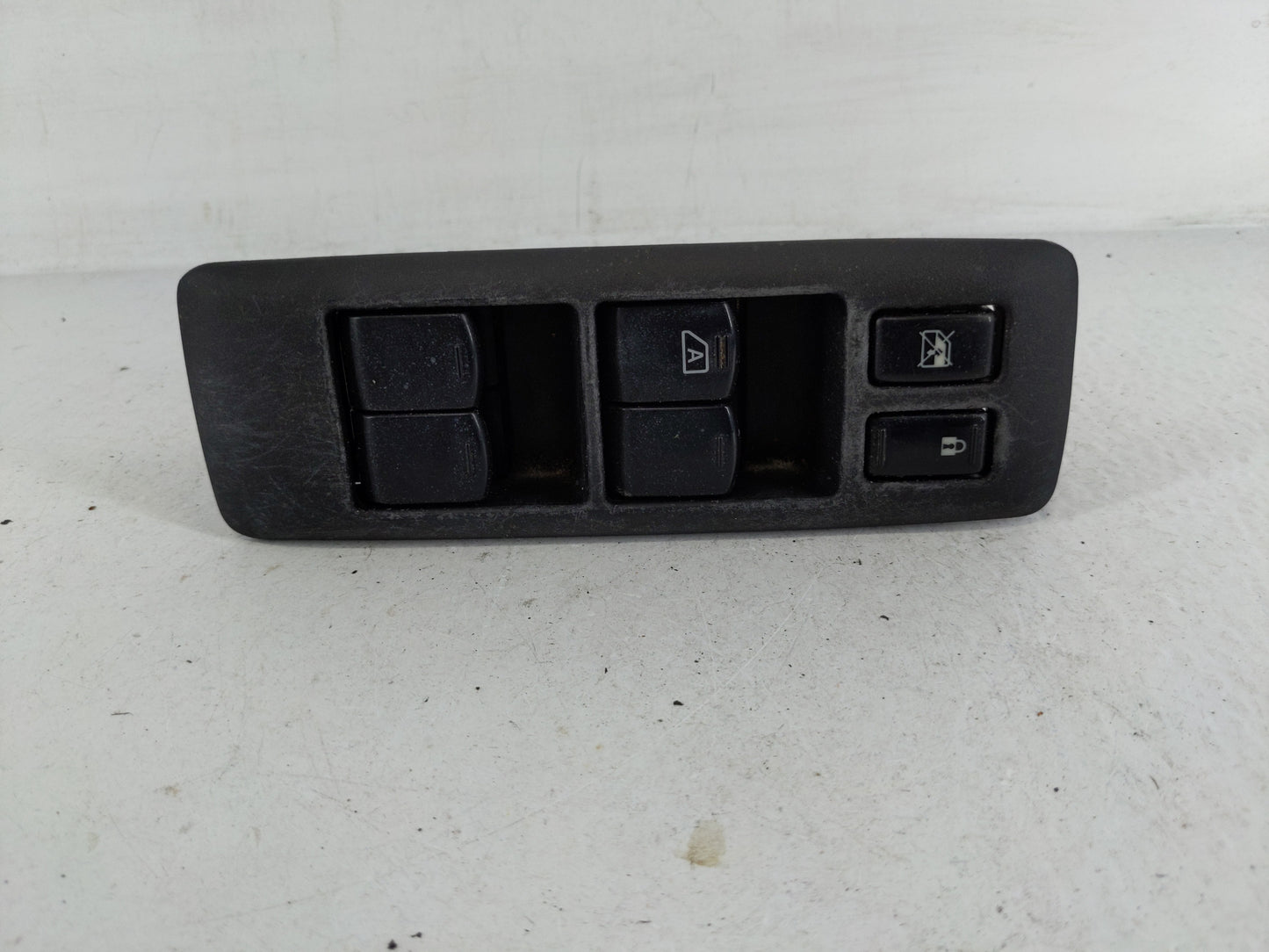 2011-2015 Nissan Rogue Master Power Window Switch Replacement Driver Side Left Fits Fits 2011 2012 2013 2014 2015 OEM Used A