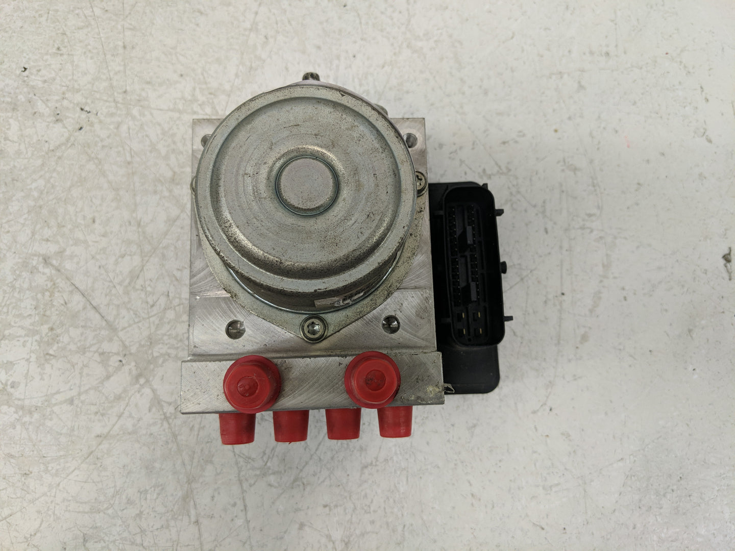 2012-2015 Nissan Rogue ABS Pump Control Module Replacement P/N:72180075 Fits Fits 2012 2013 2014 2015 OEM Used Auto Parts - 