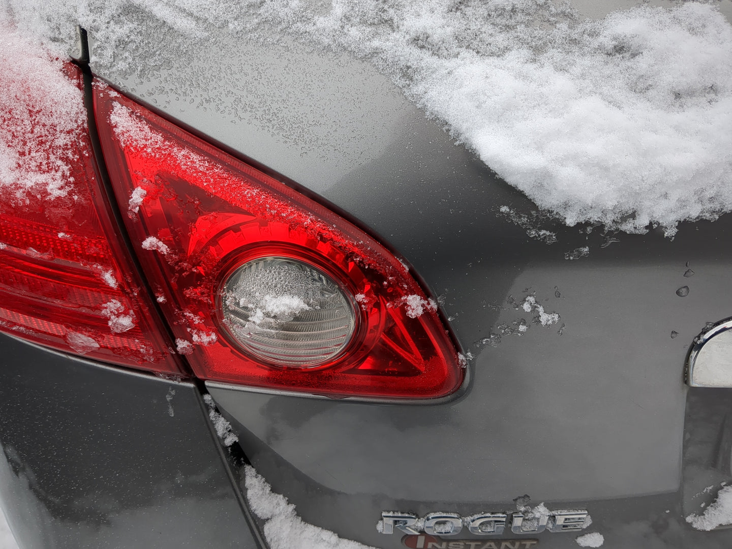 2009 Nissan Rogue Driver Left Side Tail Light Taillight Deck Lid Mounted - Oemusedautoparts1.com