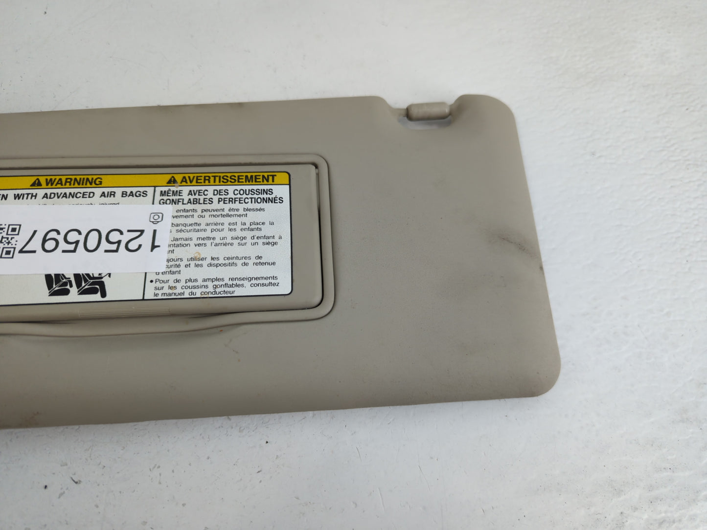 2011-2015 Nissan Rogue Sun Visor Shade Replacement Driver Left Mirror Fits Fits 2011 2012 2013 2014 2015 OEM Used Auto Parts