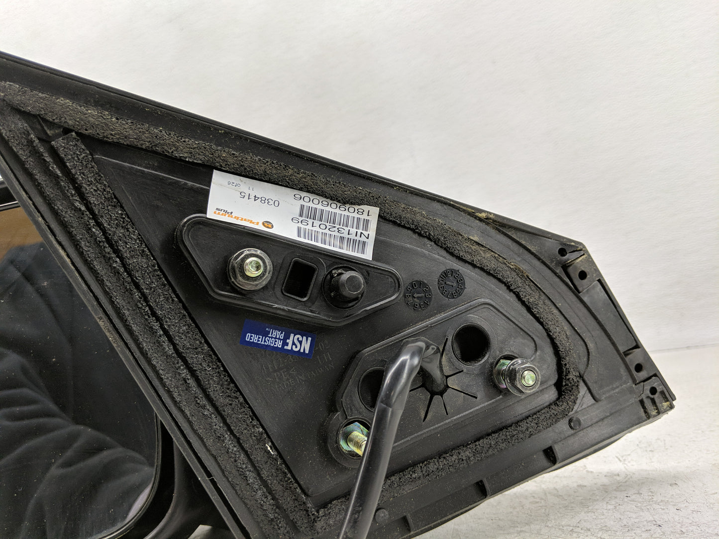 2013 Nissan Rogue Driver Side View Mirror - Left Door Mirror OEM Used - Oemusedautoparts1.com