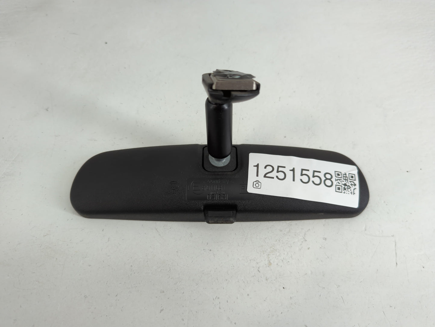 2014-2022 Nissan Rogue Interior Rear View Mirror Replacement OEM P/N:E8011681 Fits OEM Used Auto Parts - Oemusedautoparts1.c