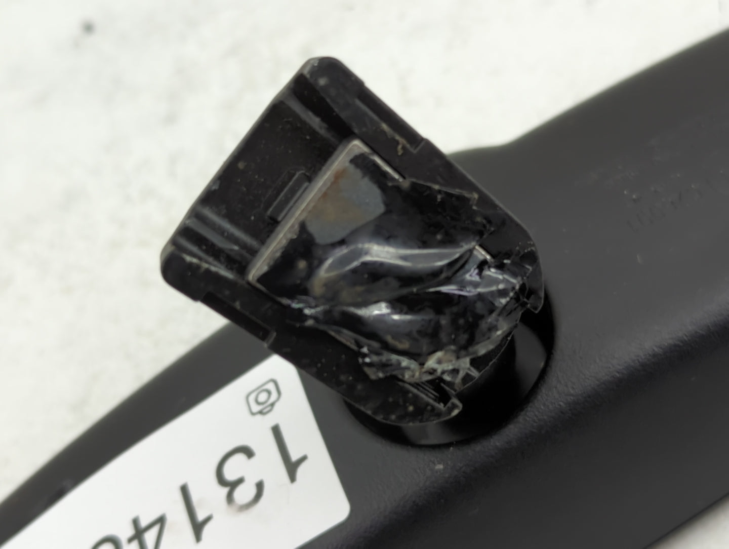 2010-2016 Nissan Rogue Interior Rear View Mirror Replacement OEM Fits OEM Used Auto Parts - Oemusedautoparts1.com