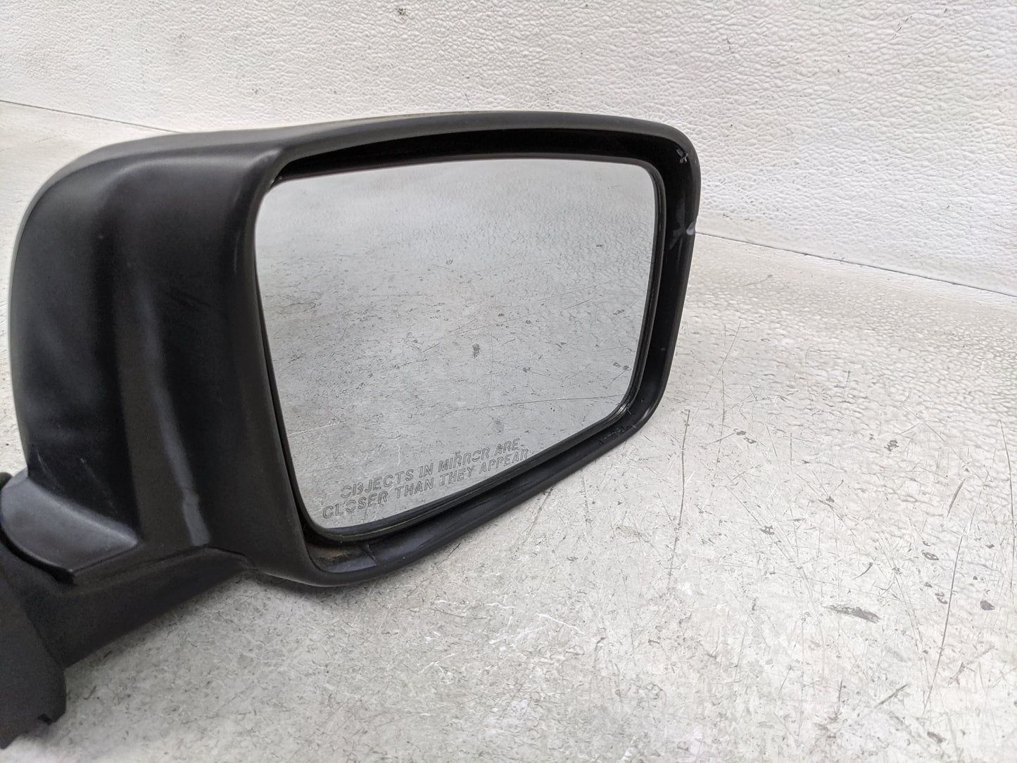 2008-2015 Nissan Rogue Passenger Side View Mirror - Right Door Mirror OEM Used - Oemusedautoparts1.com