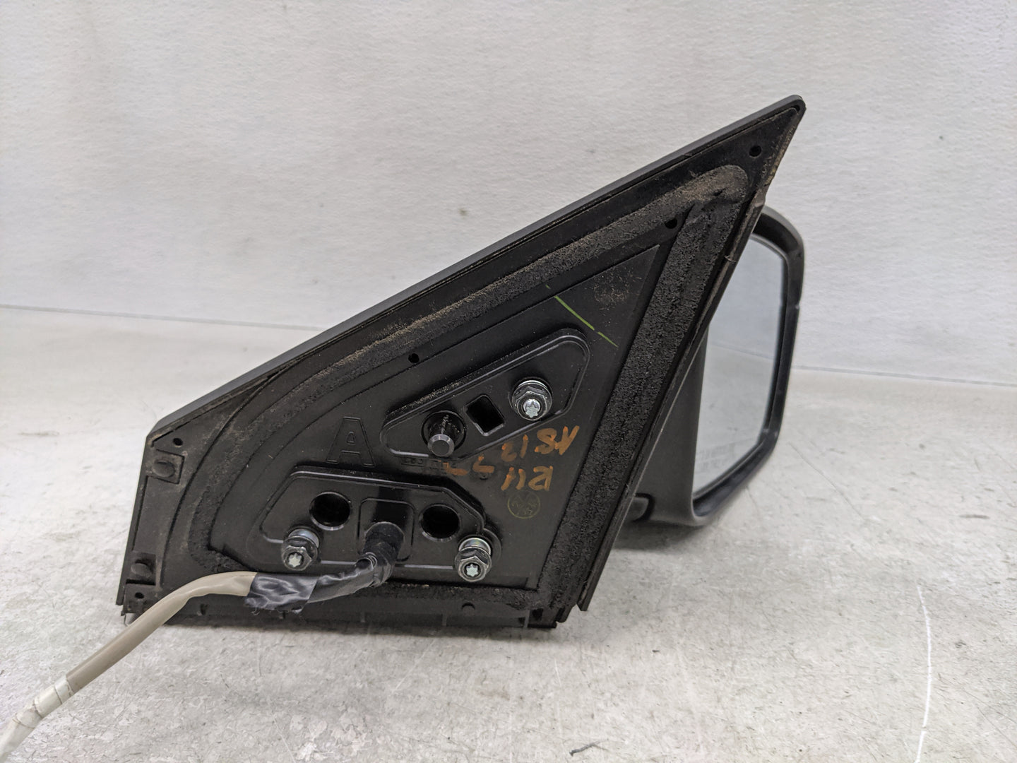 2008-2015 Nissan Rogue Passenger Side View Mirror - Right Door Mirror OEM Used - Oemusedautoparts1.com