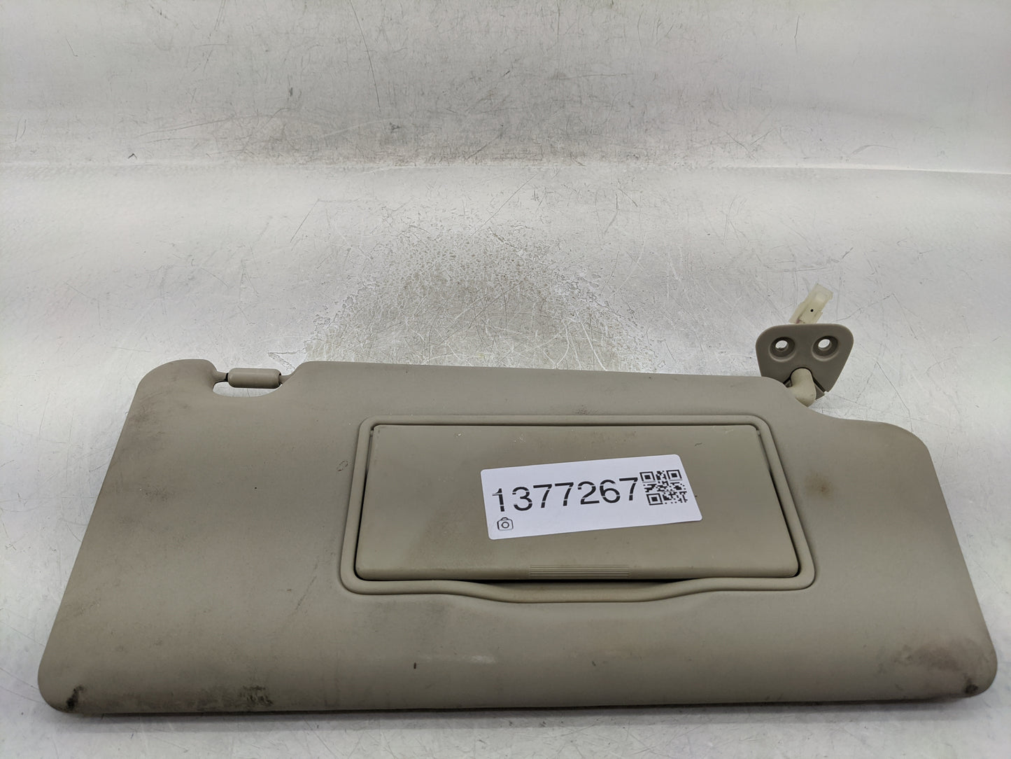 2008-2015 Nissan Rogue Sun Visor Shade Replacement Passenger Right Mirror Fits Fits 2008 2009 2010 2011 2012 2013 2014 2015 
