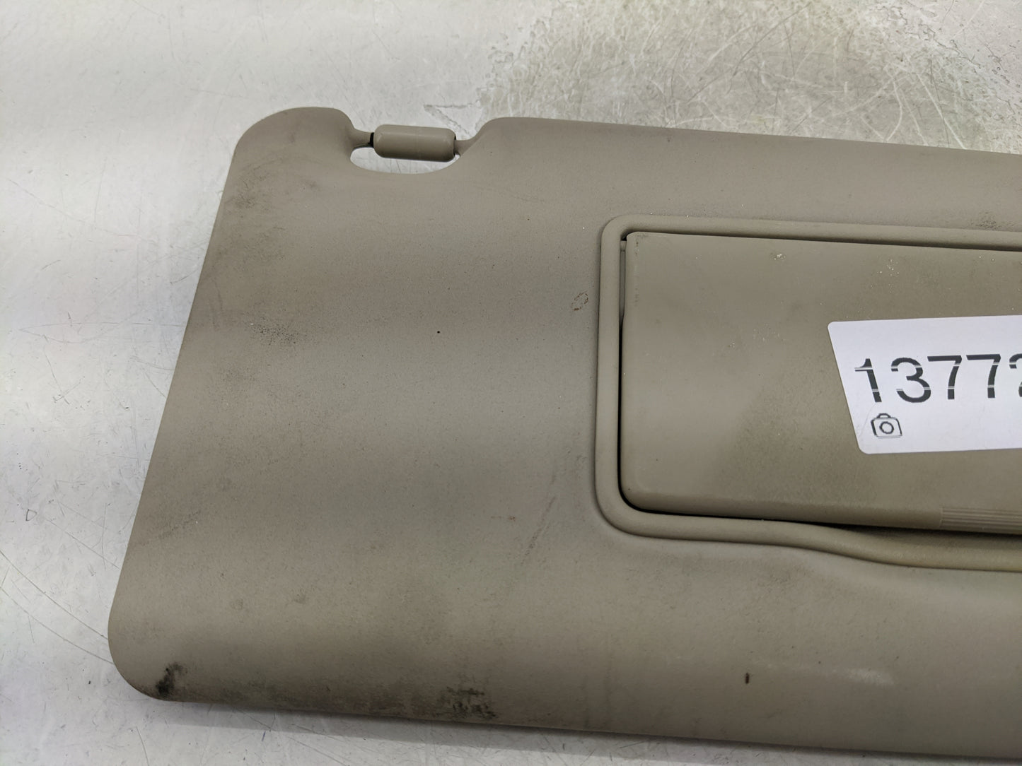 2008-2015 Nissan Rogue Sun Visor Shade Replacement Passenger Right Mirror Fits Fits 2008 2009 2010 2011 2012 2013 2014 2015 