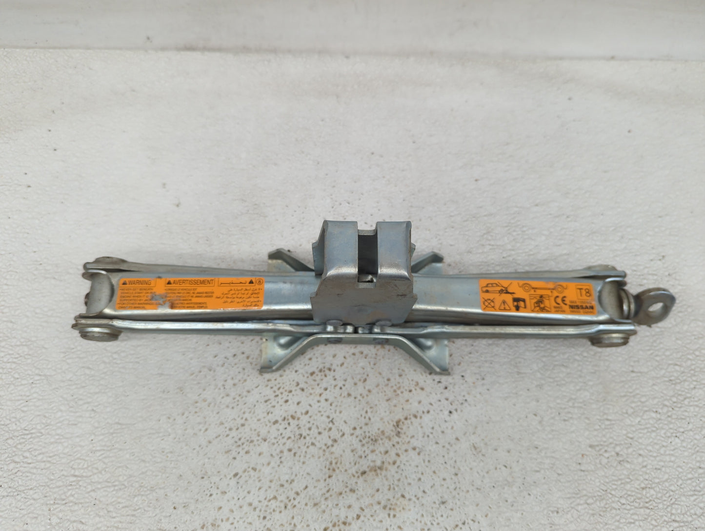2013 Nissan Rogue Spare Scissor Car Jack 1414170 - Oemusedautoparts1.com