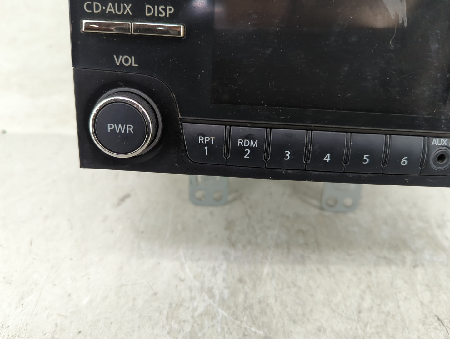 2012-2015 Nissan Rogue Radio AM FM Cd Player Receiver Replacement Fits Fits 2012 2013 2014 2015 OEM Used Auto Parts - Oemuse