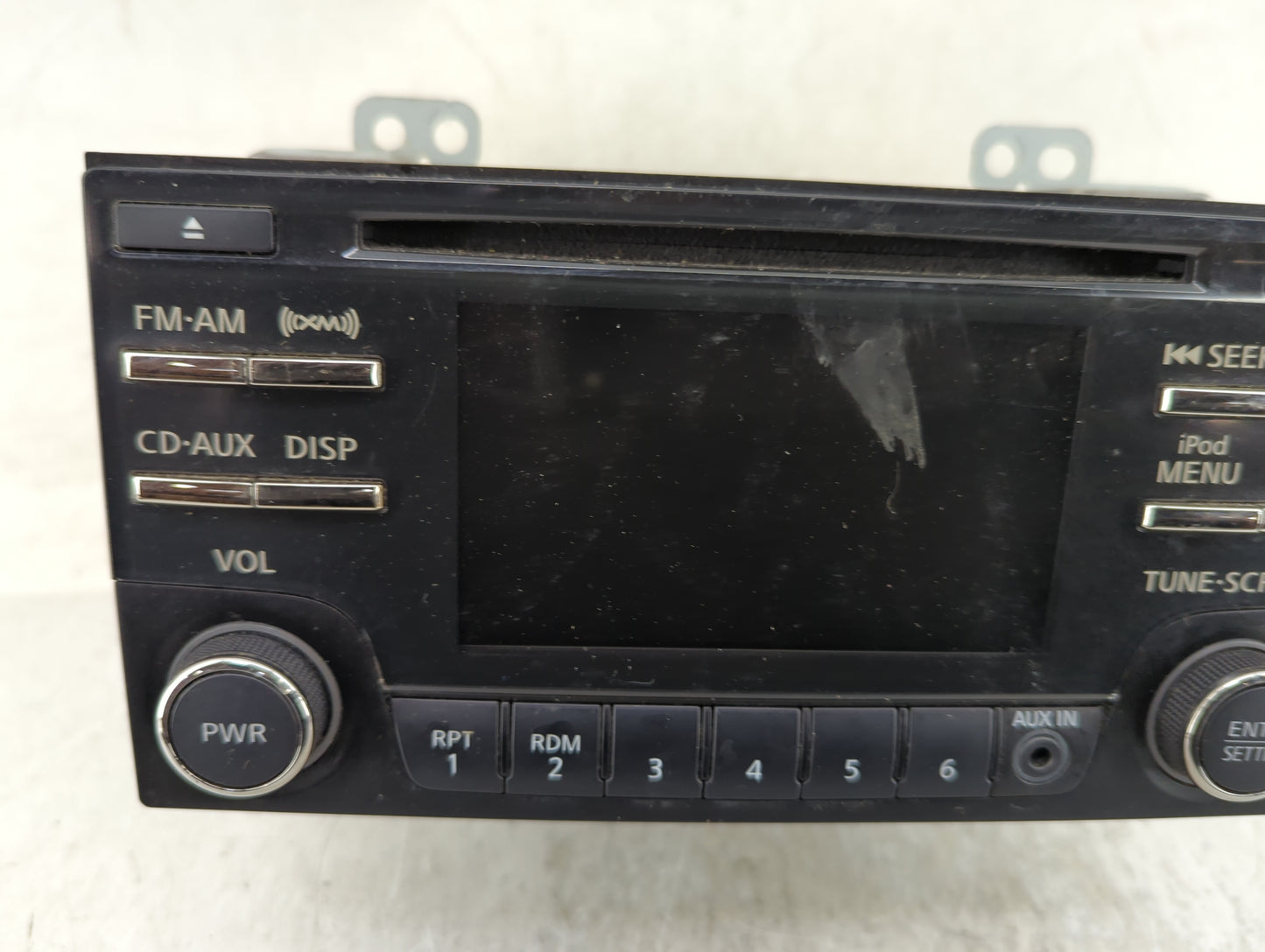 2012-2015 Nissan Rogue Radio AM FM Cd Player Receiver Replacement Fits Fits 2012 2013 2014 2015 OEM Used Auto Parts - Oemuse