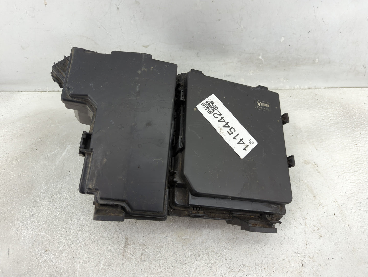 2012-2015 Nissan Rogue Fusebox Fuse Box Panel Relay Module P/N:284B6-JG03A Fits Fits 2012 2013 2014 2015 OEM Used Auto Parts