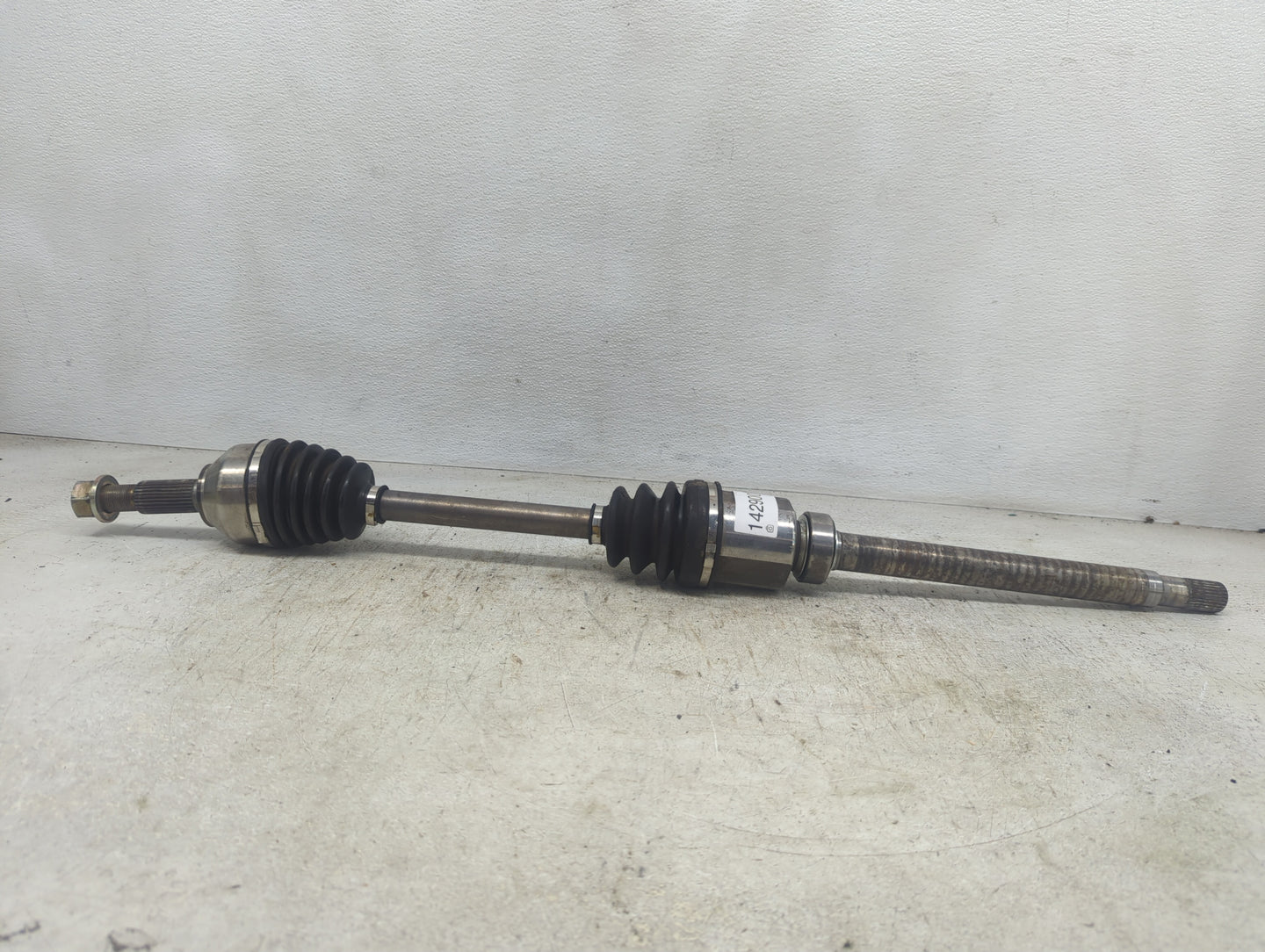 2008-2015 Nissan Rogue Axle Shaft Front Passenger Cv C/v - Oemusedautoparts1.com