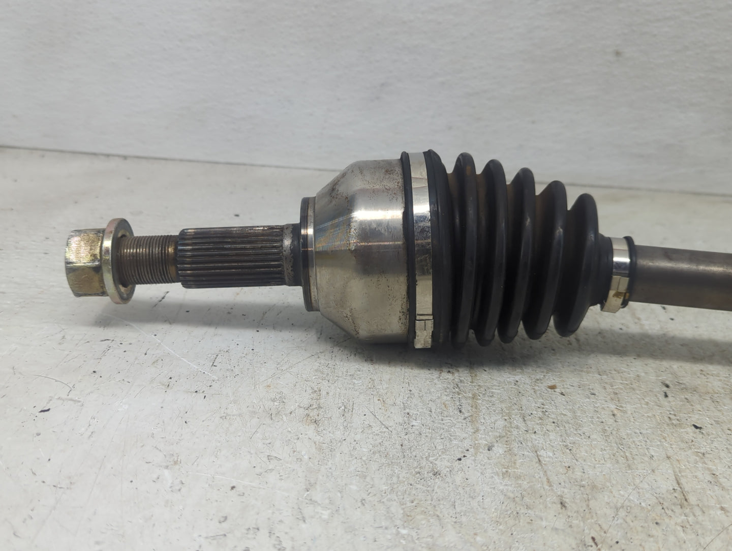 2008-2015 Nissan Rogue Axle Shaft Front Passenger Cv C/v - Oemusedautoparts1.com