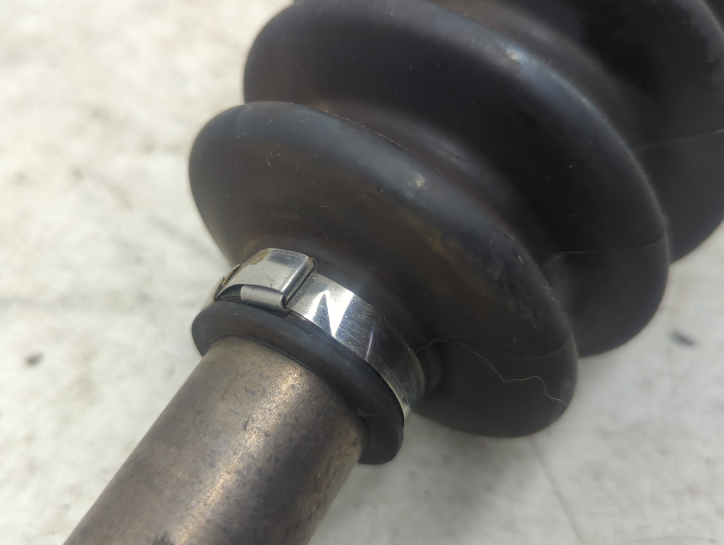 2008-2015 Nissan Rogue Axle Shaft Front Passenger Cv C/v - Oemusedautoparts1.com