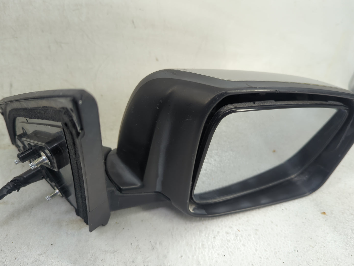 2008-2015 Nissan Rogue Passenger Side View Mirror - Right Door Mirror OEM Used - Oemusedautoparts1.com