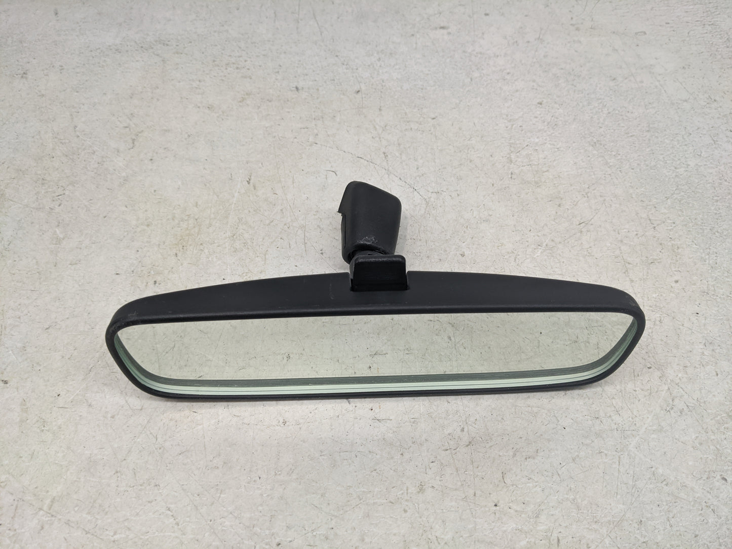 2014-2022 Nissan Rogue Interior Rear View Mirror Replacement OEM P/N:IGAHKOH 8284 1100027 Fits OEM Used Auto Parts - Oemused