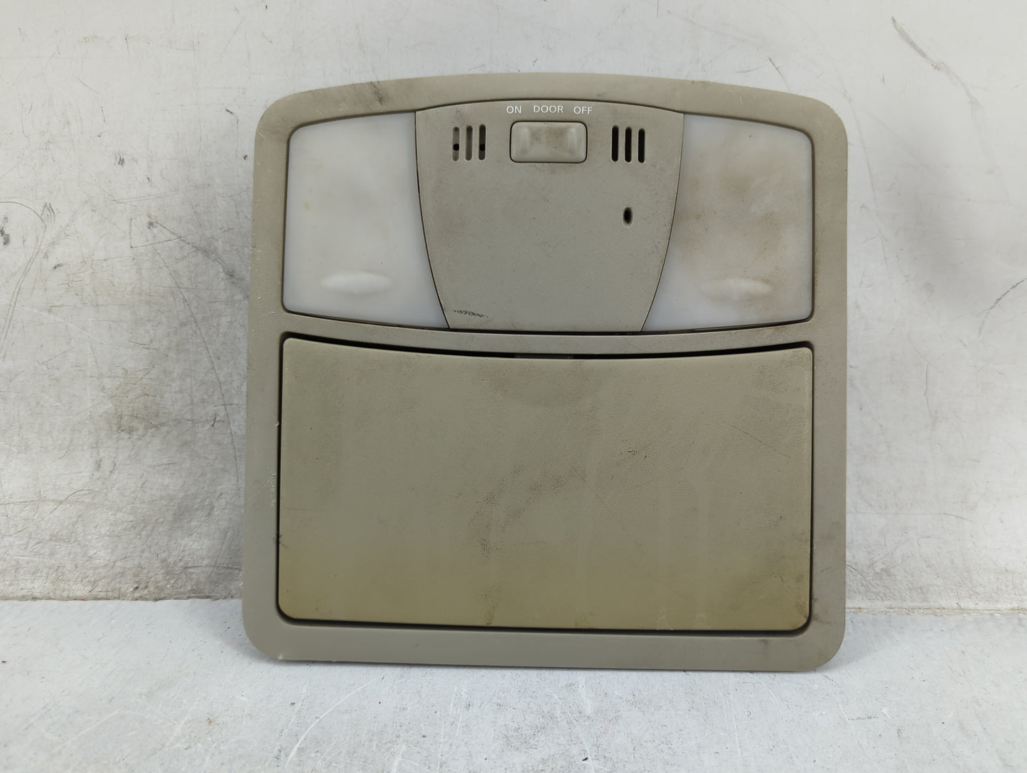 2013-2015 Nissan Rogue Overhead Roof Console Tan - Oemusedautoparts1.com