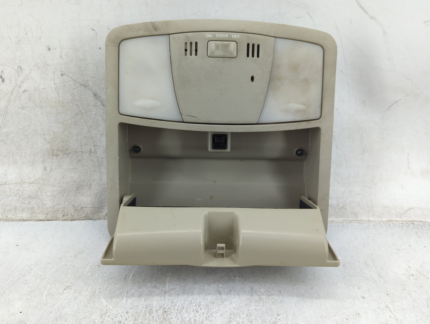 2013-2015 Nissan Rogue Overhead Roof Console Tan - Oemusedautoparts1.com