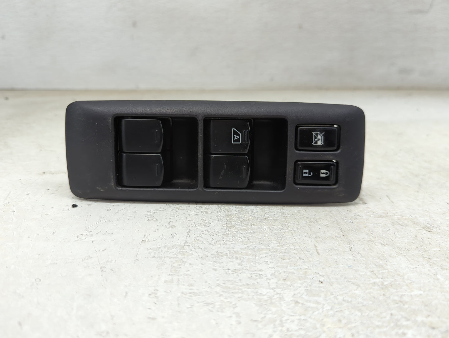2011-2015 Nissan Rogue Master Power Window Switch Replacement Driver Side Left Fits Fits 2011 2012 2013 2014 2015 OEM Used A