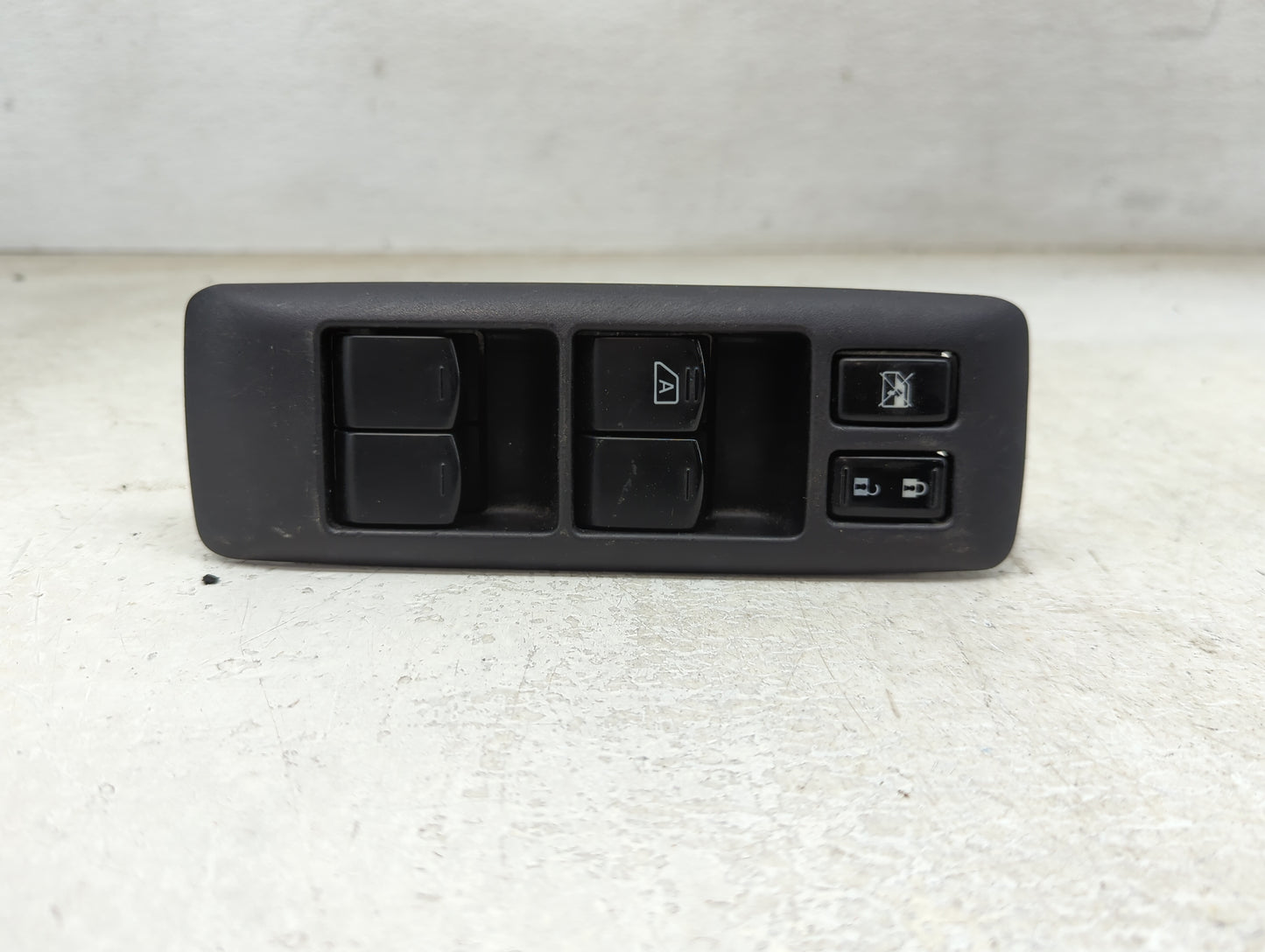 2011-2015 Nissan Rogue Master Power Window Switch Replacement Driver Side Left Fits Fits 2011 2012 2013 2014 2015 OEM Used A