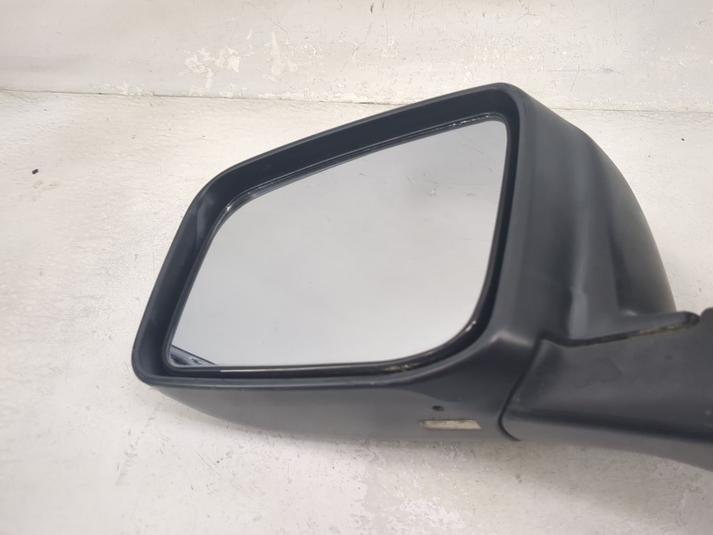2008-2015 Nissan Rogue Driver Side View Mirror - Left Door Mirror OEM Used - Oemusedautoparts1.com