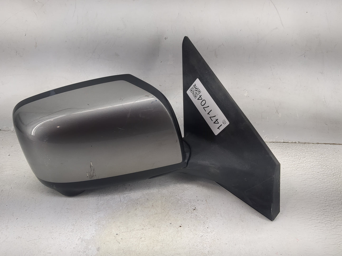 2012-2015 Nissan Rogue Passenger Side View Mirror - Right Door Mirror OEM Used - Oemusedautoparts1.com