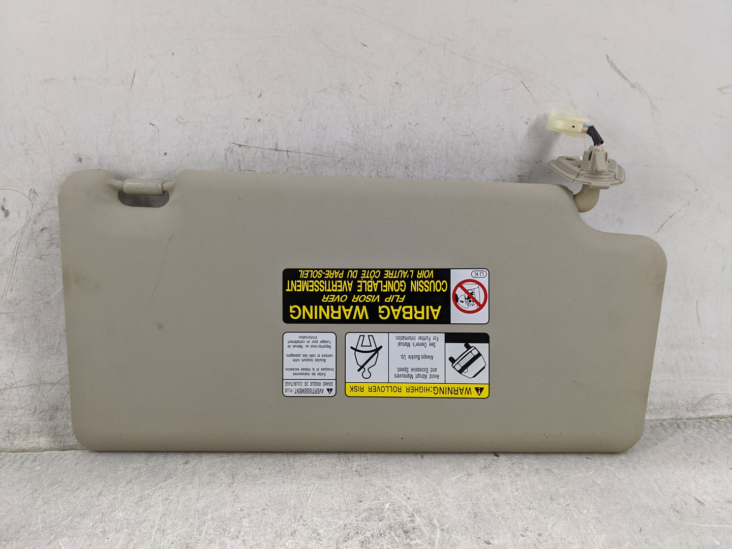 2011-2015 Nissan Rogue Sun Visor Shade Replacement Driver Left Mirror Fits Fits 2011 2012 2013 2014 2015 OEM Used Auto Parts