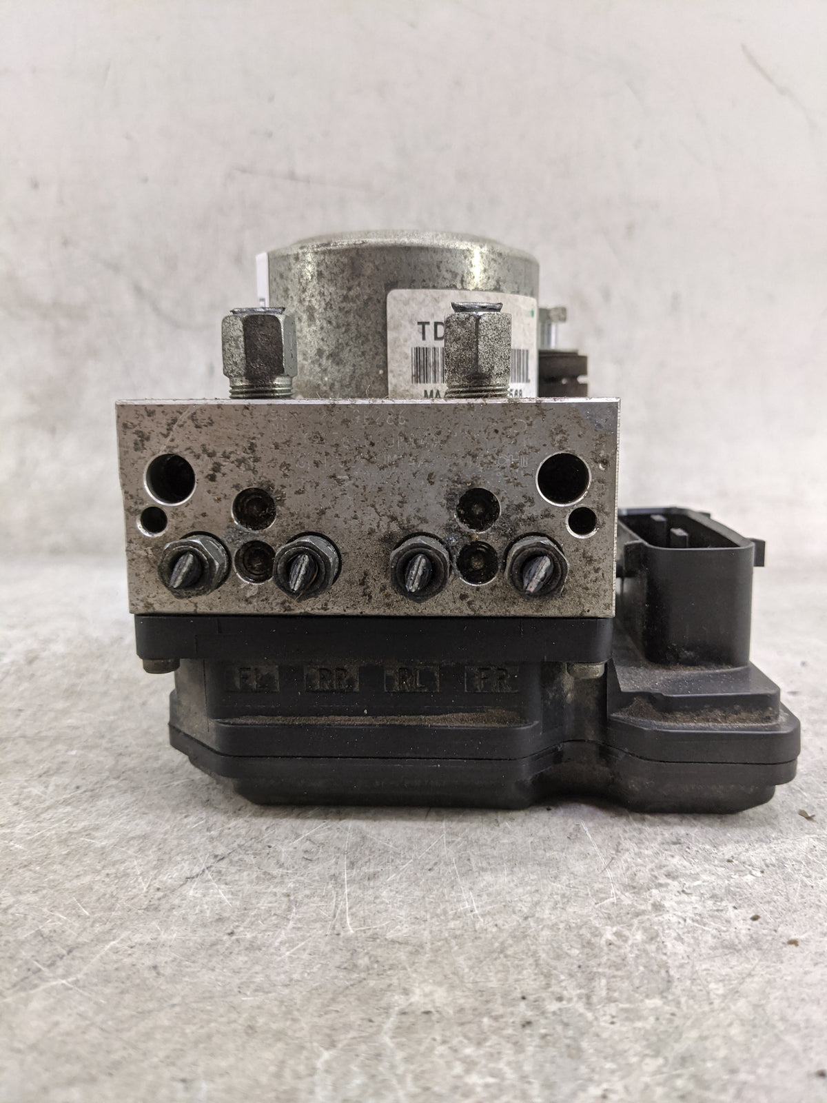 2012-2015 Nissan Rogue Anti-Lock Brake ABS Pump Module Actuator OEM P/N:TD8405 2X101568 Fits Fits 2012 2013 2014 2015 OEM Us