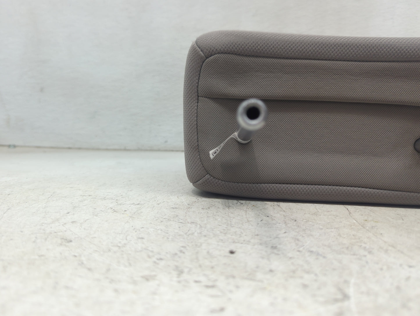 2013 Nissan Rogue Headrest Head Rest Front Driver Passenger Seat Fits OEM Used Auto Parts - Oemusedautoparts1.com