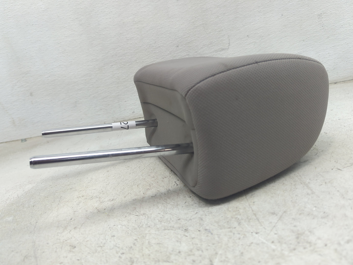 2013 Nissan Rogue Headrest Head Rest Front Driver Seat Tan - Oemusedautoparts1.com