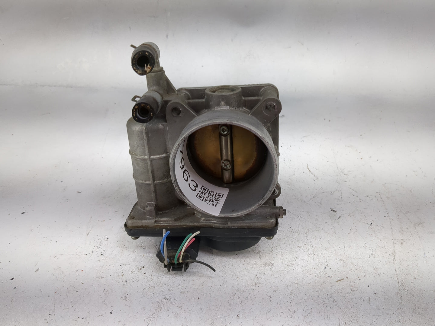 2011-2015 Nissan Rogue Throttle Body P/N:SERA526-01 Fits Fits 2011 2012 2013 2014 2015 OEM Used Auto Parts - Oemusedautopart