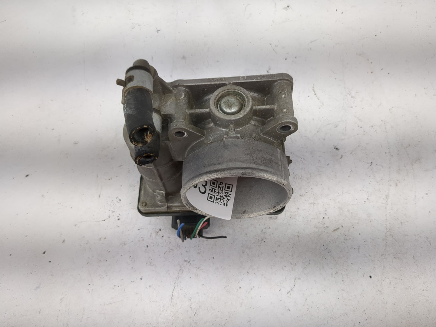 2011-2015 Nissan Rogue Throttle Body P/N:SERA526-01 Fits Fits 2011 2012 2013 2014 2015 OEM Used Auto Parts - Oemusedautopart