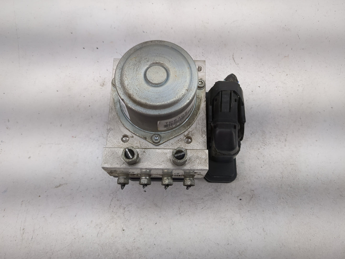 2012-2015 Nissan Rogue ABS Pump Control Module Replacement P/N:TD8405 MAA N 2X050479 Fits Fits 2012 2013 2014 2015 OEM Used 