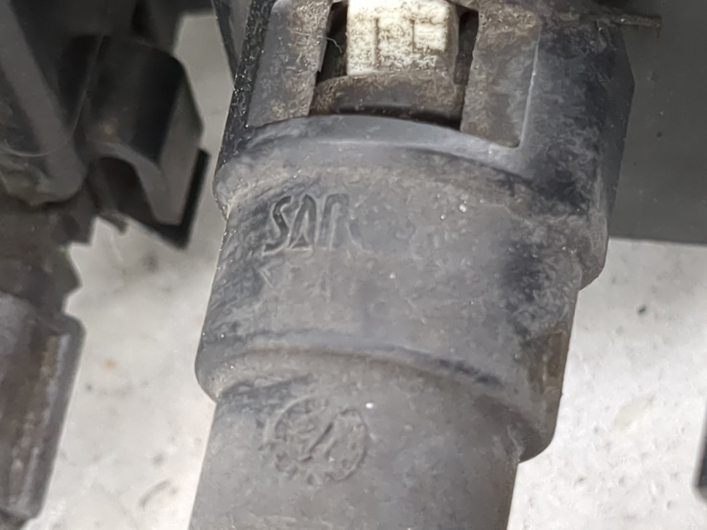 2013 Nissan Rogue Fuel Vapor Charcoal Canister - Oemusedautoparts1.com