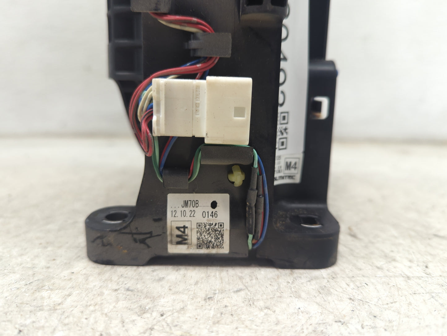 2013 Nissan Rogue Floor Console Assembly Shifter 1480493 - Oemusedautoparts1.com