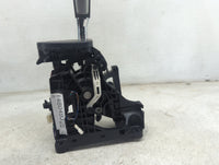 2013 Nissan Rogue Floor Console Assembly Shifter 1480493 - Oemusedautoparts1.com