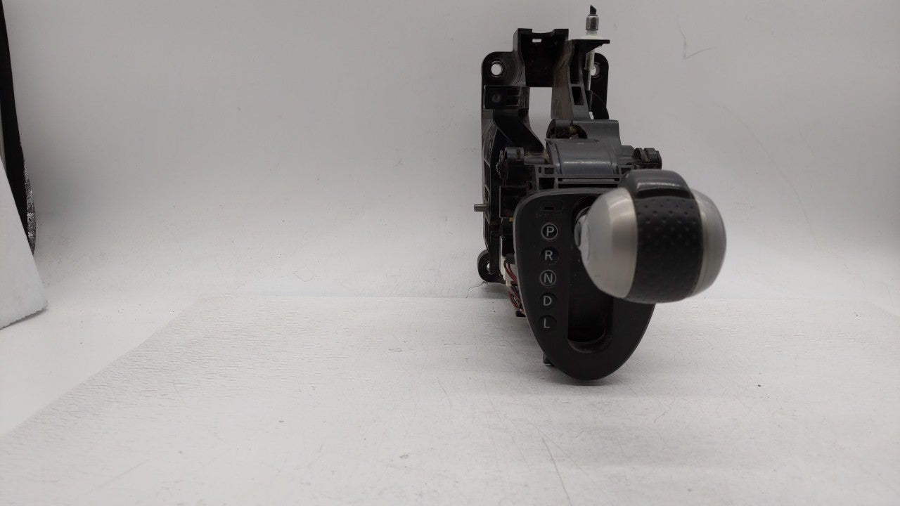 2013 Nissan Rogue Floor Console Assembly Shifter - Oemusedautoparts1.com