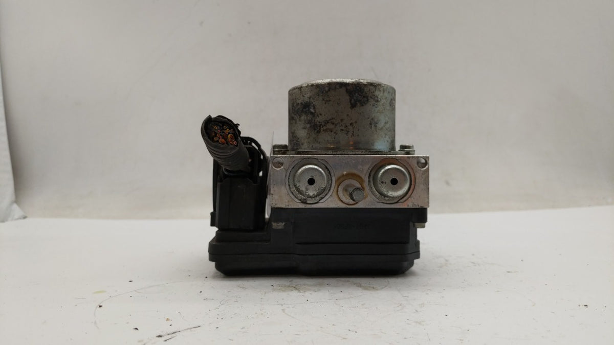 2012-2015 Nissan Rogue Anti-Lock Brake ABS Pump Module Actuator OEM P/N:47660 JM04A Fits Fits 2012 2013 2014 2015 OEM Used A