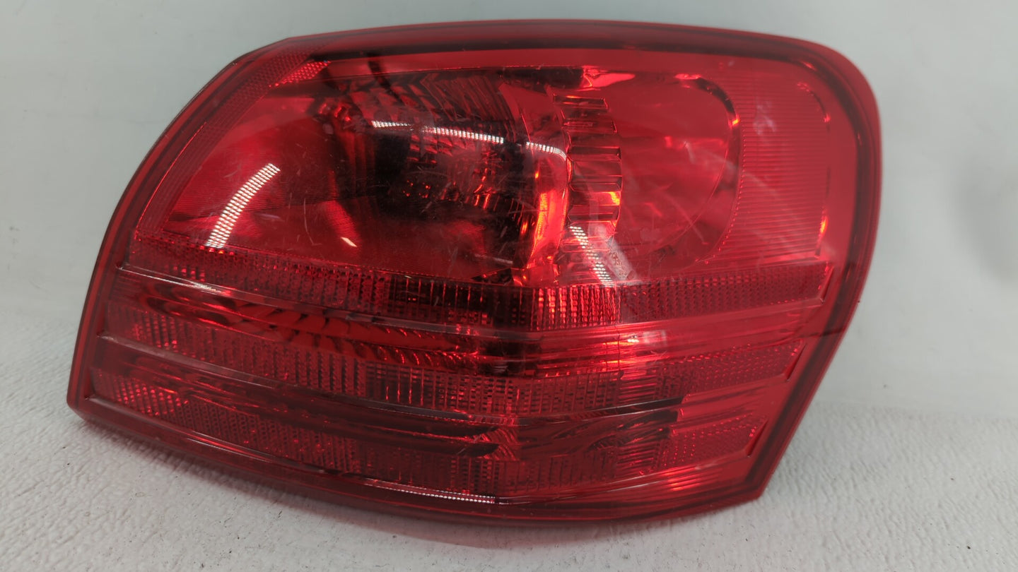 2008-2015 Nissan Rogue Tail Light Assembly Passenger Right OEM Fits Fits 2008 2009 2010 2011 2012 2013 2014 2015 OEM Used Au