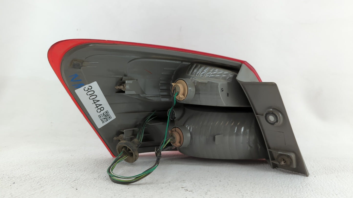2008-2015 Nissan Rogue Tail Light Assembly Passenger Right OEM Fits Fits 2008 2009 2010 2011 2012 2013 2014 2015 OEM Used Au