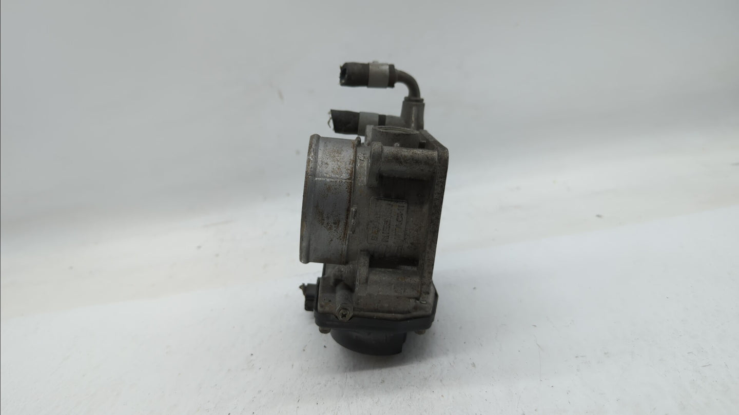 2011-2015 Nissan Rogue Throttle Body P/N:526-01 RME60-15 Fits Fits 2011 2012 2013 2014 2015 OEM Used Auto Parts - Oemusedaut