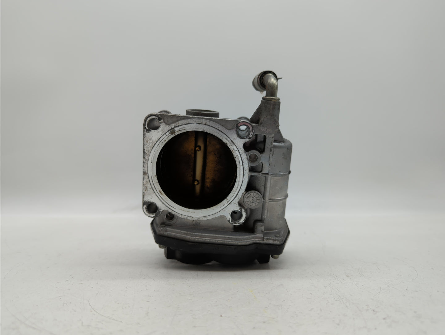 2011-2015 Nissan Rogue Throttle Body P/N:526-01 RME60-15 Fits Fits 2011 2012 2013 2014 2015 OEM Used Auto Parts - Oemusedaut