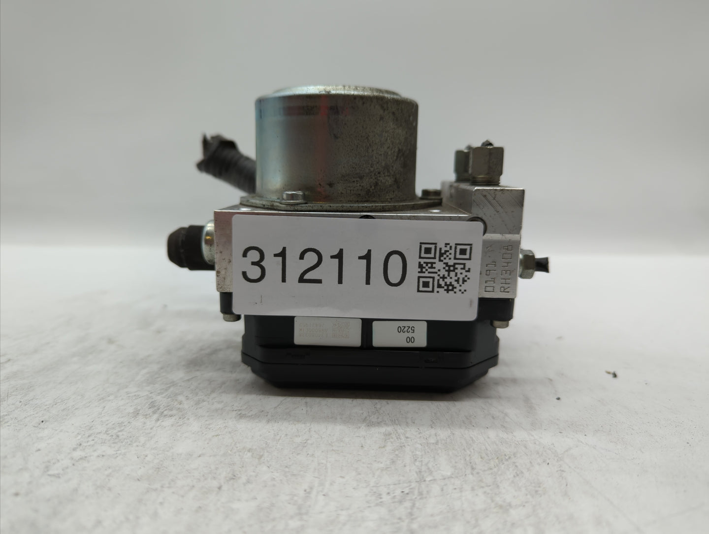 2012-2015 Nissan Rogue ABS Pump Control Module Replacement P/N:47660 JM04A Fits Fits 2012 2013 2014 2015 OEM Used Auto Parts