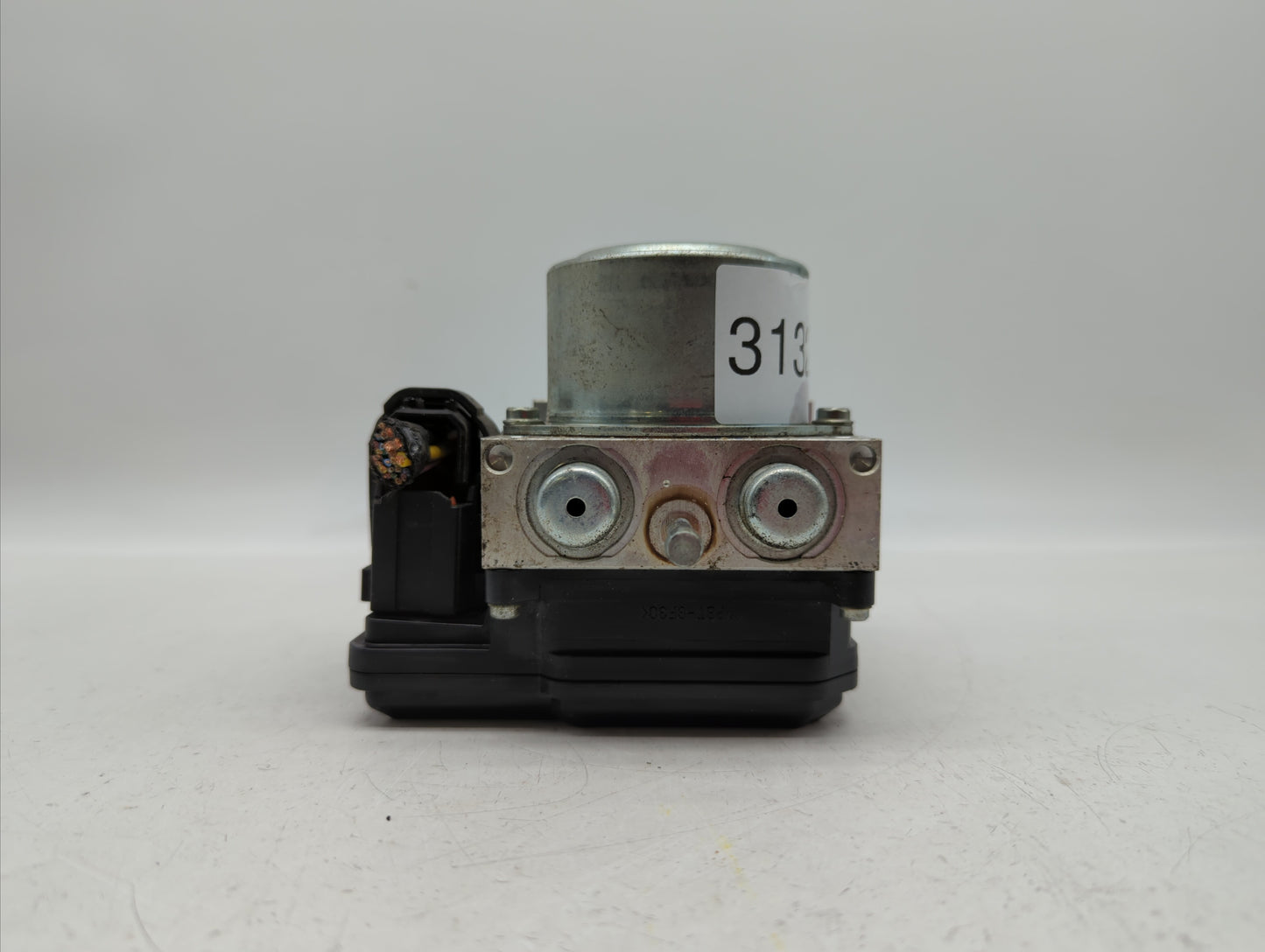 2012-2015 Nissan Rogue ABS Pump Control Module Replacement P/N:47660 JM04A Fits Fits 2012 2013 2014 2015 OEM Used Auto Parts